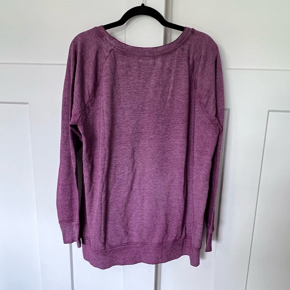 Maurice’s Long Sleeve Maroon Crewneck Sweatshirt - Picture 3 of 5